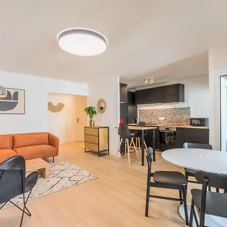 Spacious With Balcony And Parking *